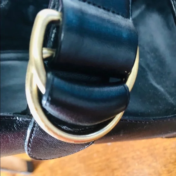 Cole Haan Veronica heel size 8.5b - Picture 2 of 5